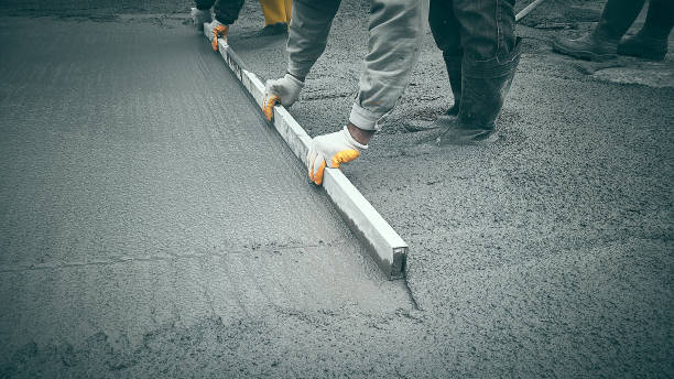Best Concrete Sidewalk Installation in Edgerton, KS